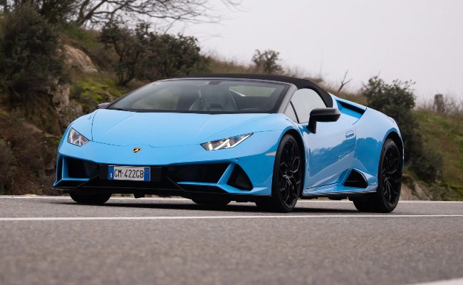 lamborghini huracan ibiza rental