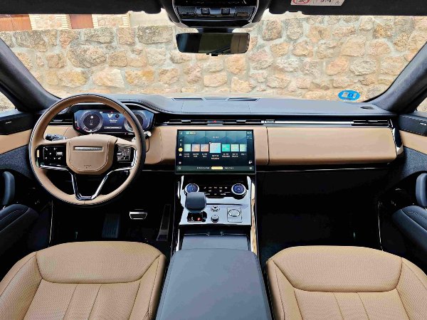 range rover ibiza inside